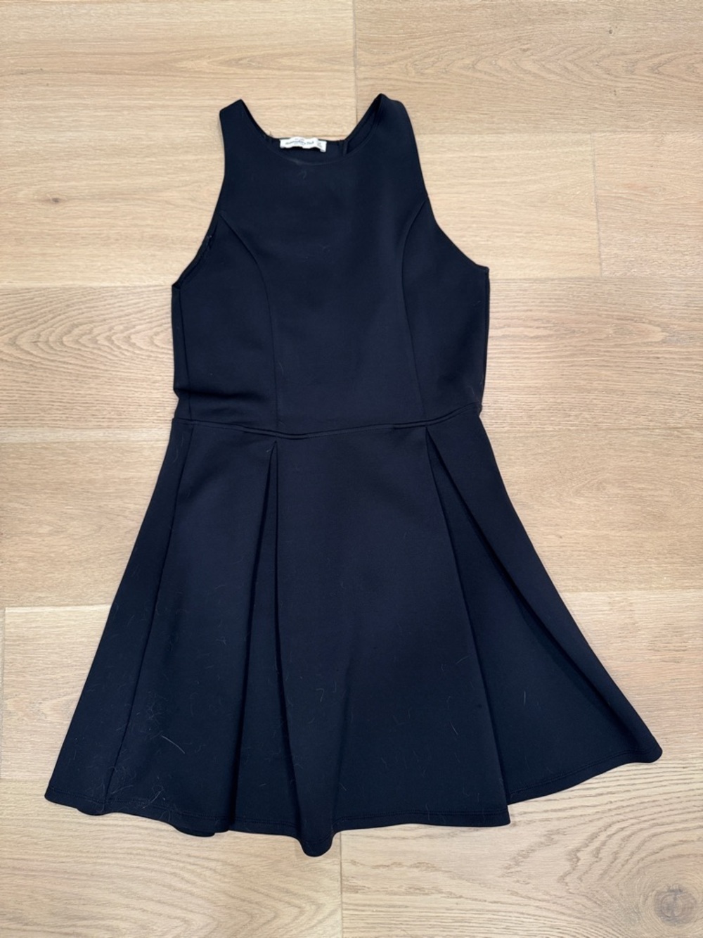 Abercrombie & Fitch Women’s Black Sleeveless Fit-and-Flare Dress